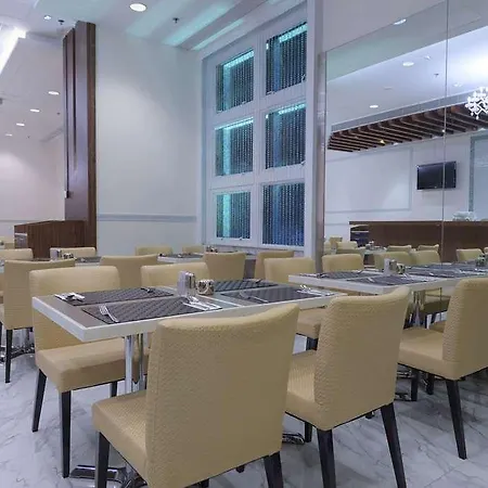 Ramada Hong Kong Grand View 