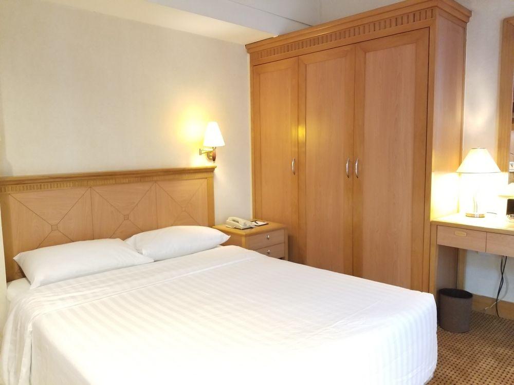 Ramada Grand View